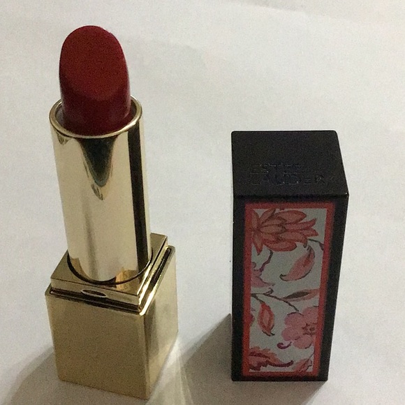 Estée Lauder Sculpting Lipstick Limited Edition - Picture 2 of 3